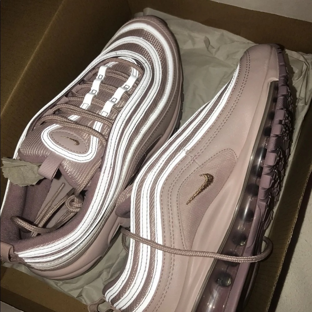 Nike AirMax 97’s Barely Rose